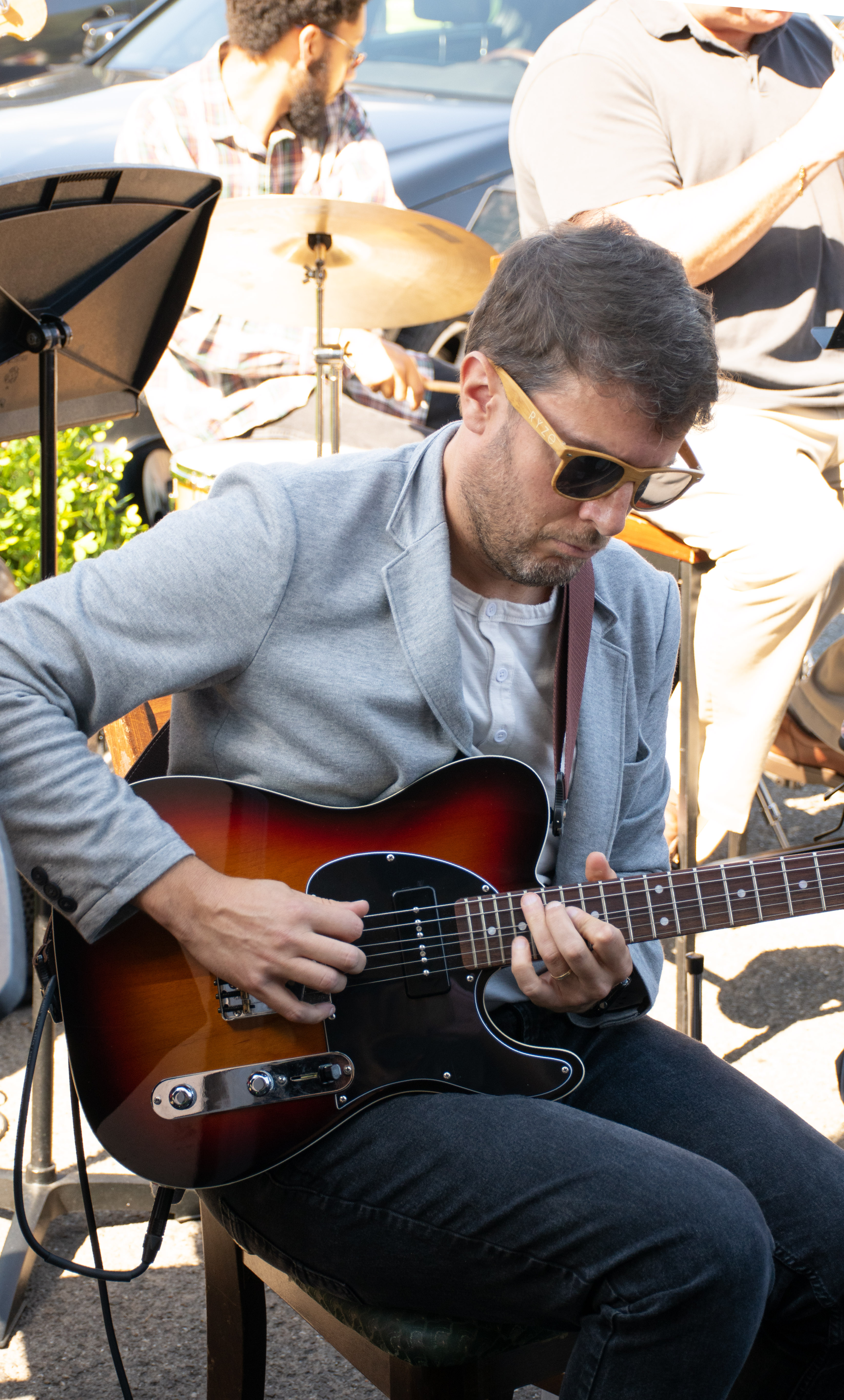 Rick Baumer focused on guitar